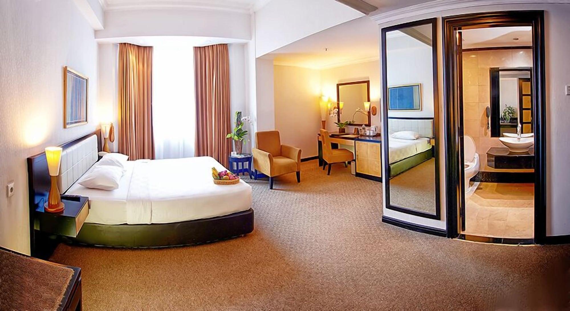 Grand Jatra Hotel Pekanbaru Extérieur photo