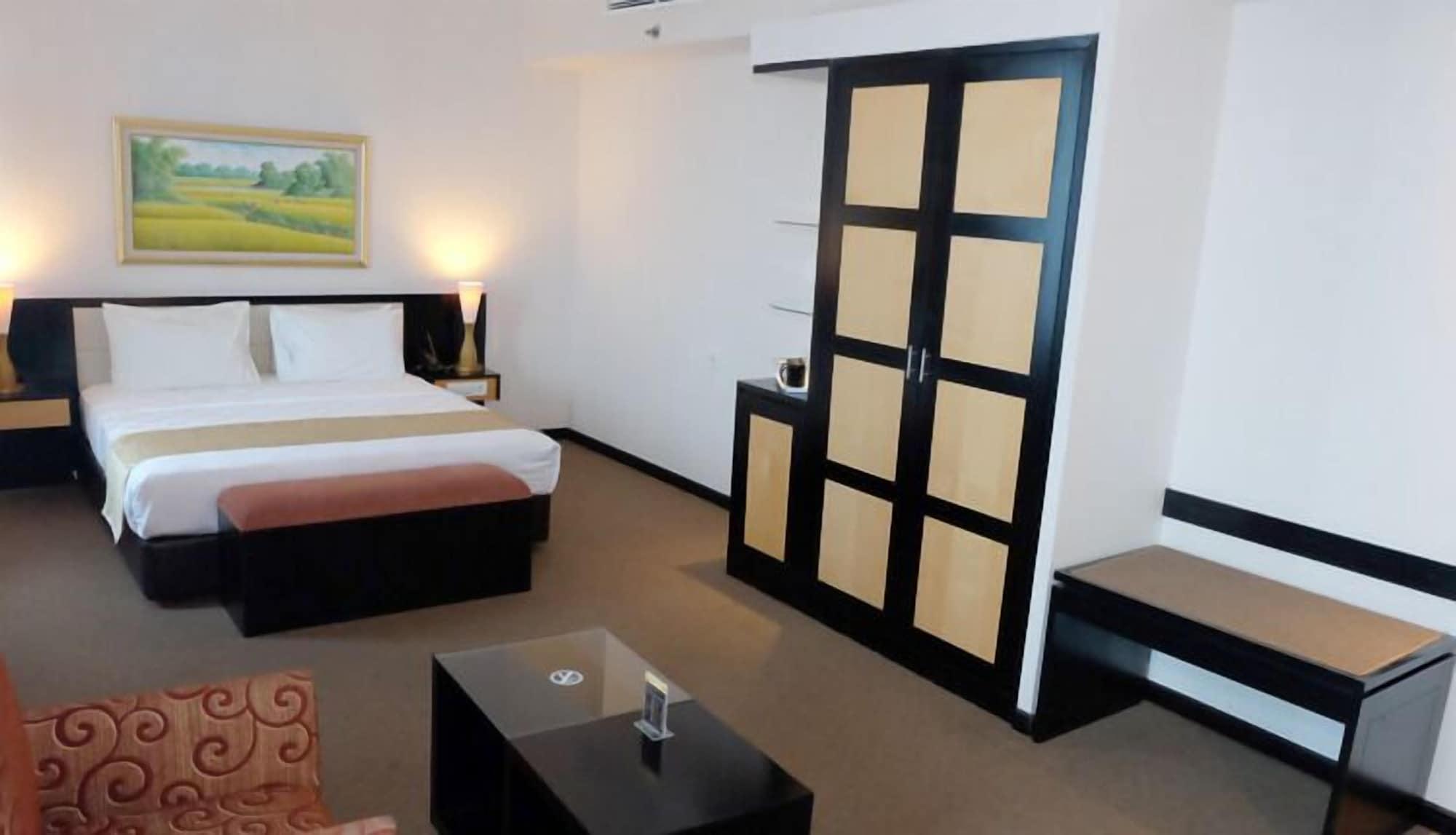 Grand Jatra Hotel Pekanbaru Extérieur photo