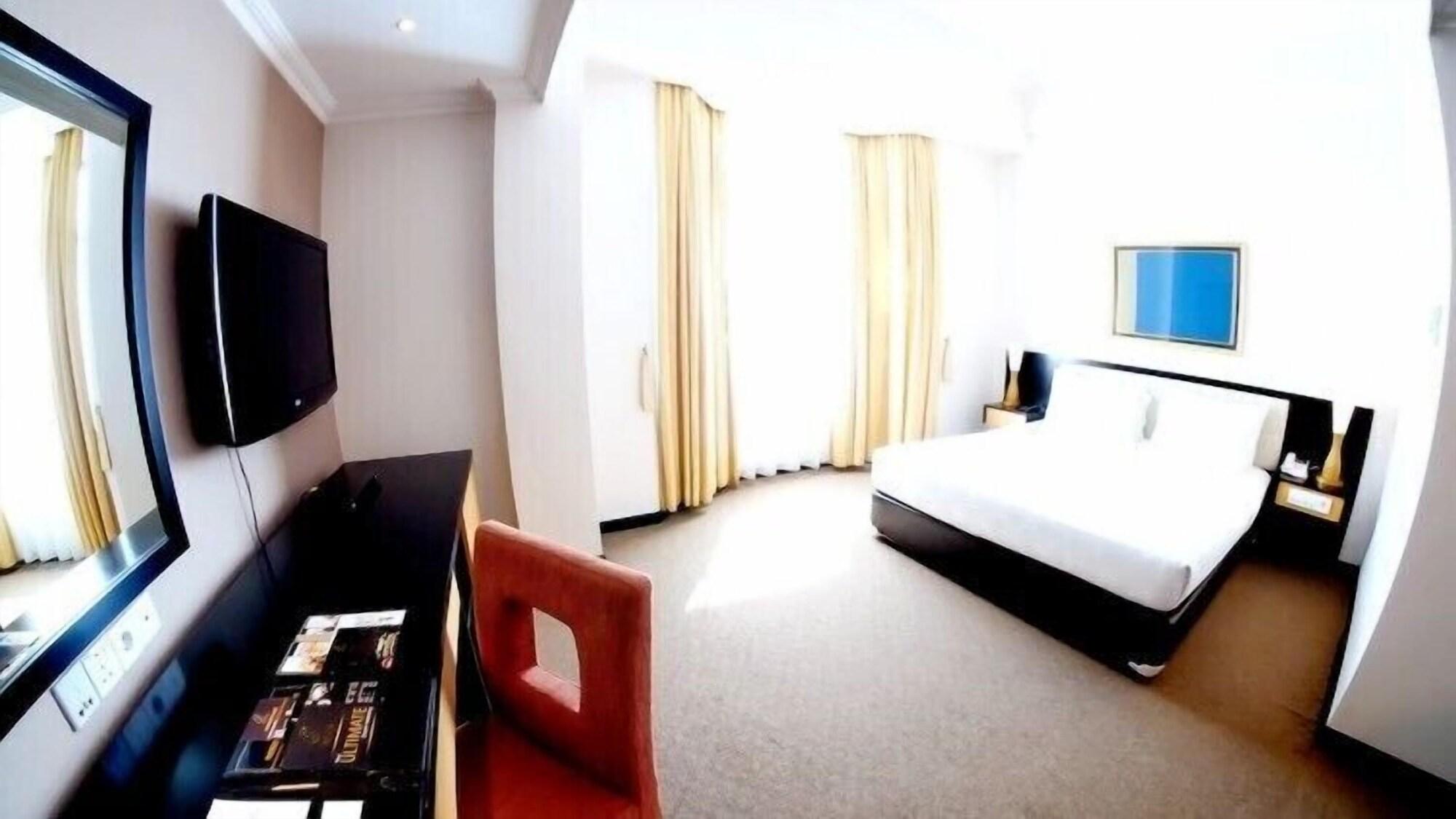 Grand Jatra Hotel Pekanbaru Extérieur photo