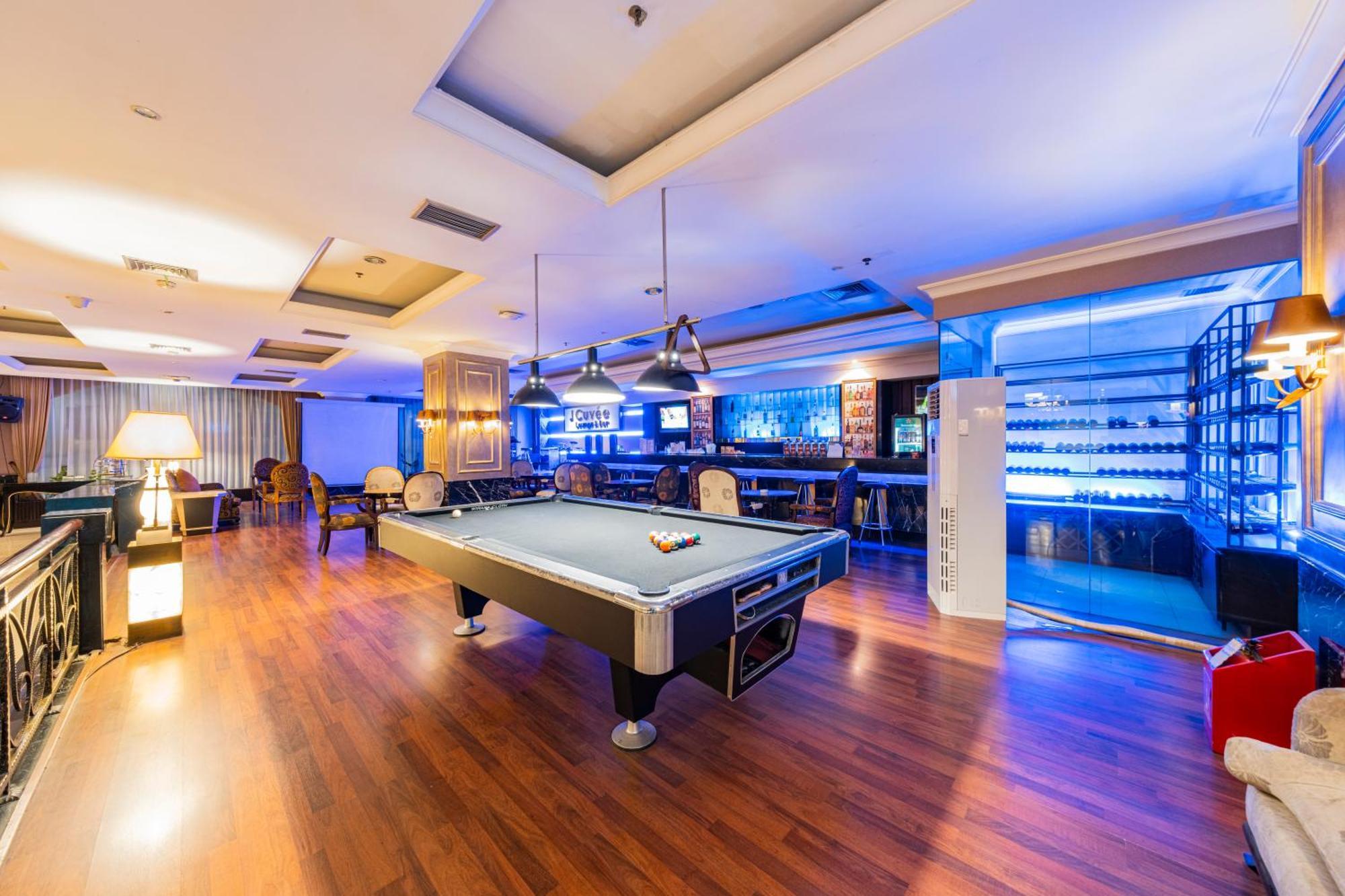 Grand Jatra Hotel Pekanbaru Extérieur photo