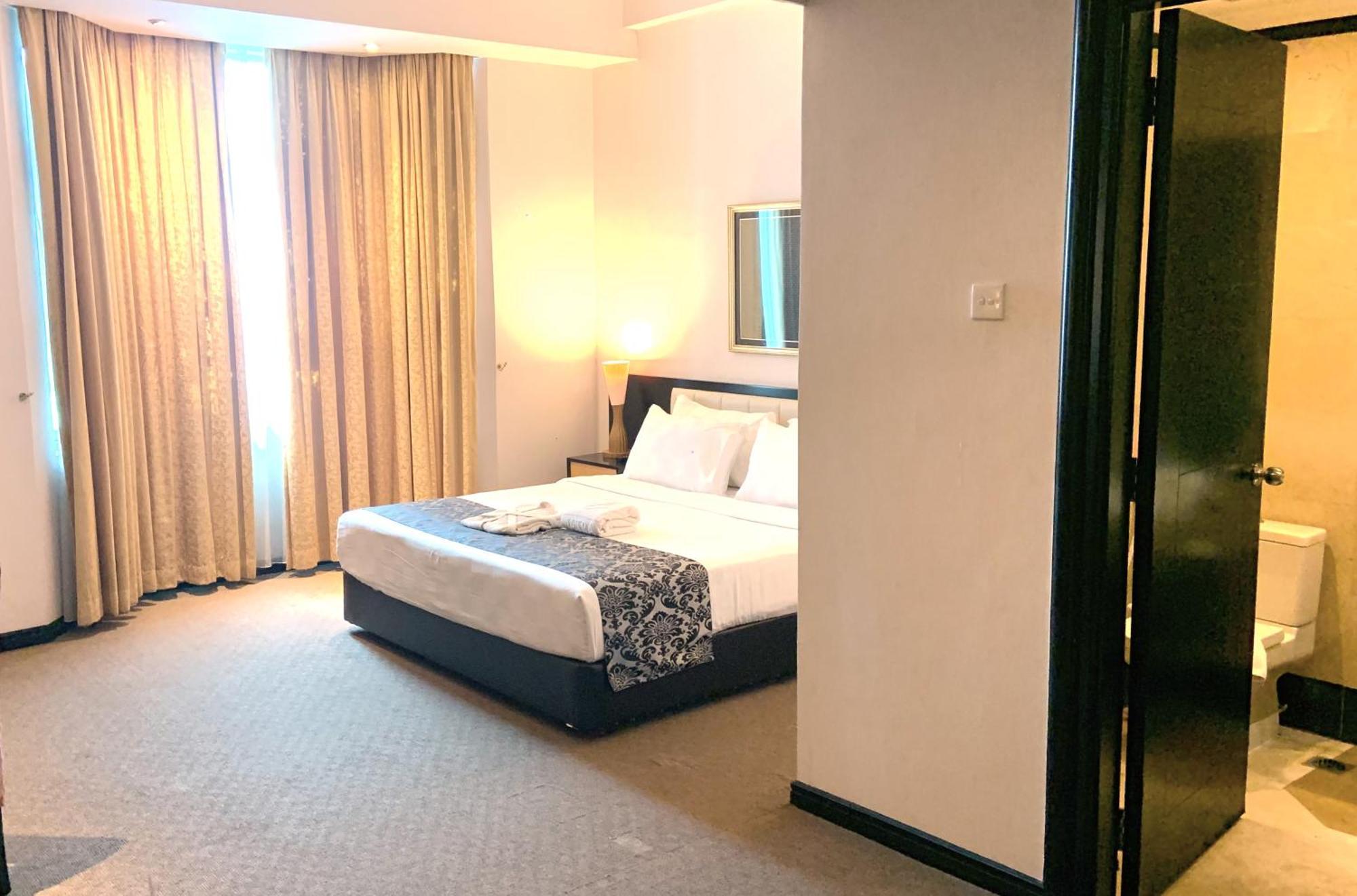 Grand Jatra Hotel Pekanbaru Extérieur photo
