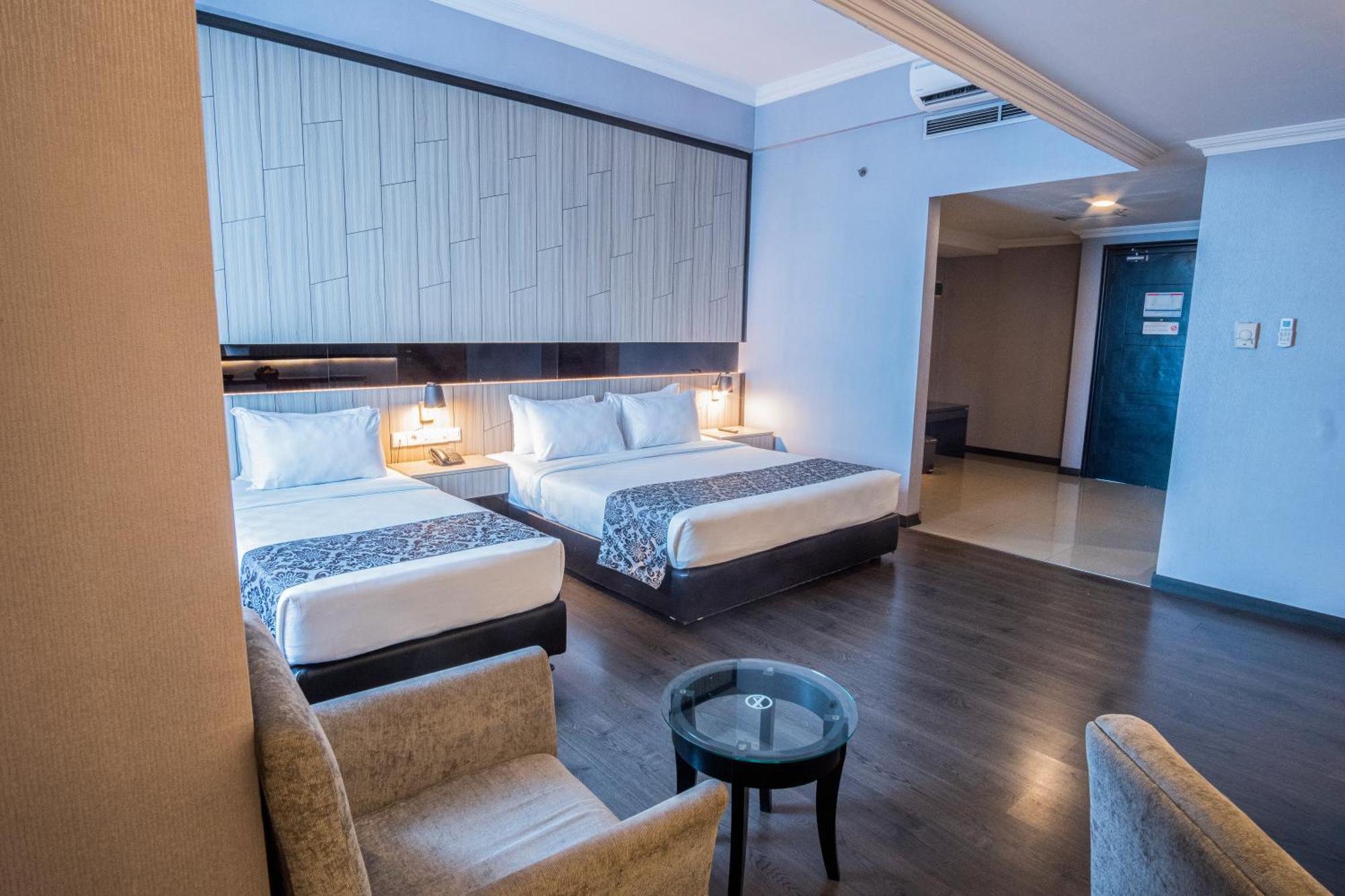 Grand Jatra Hotel Pekanbaru Extérieur photo