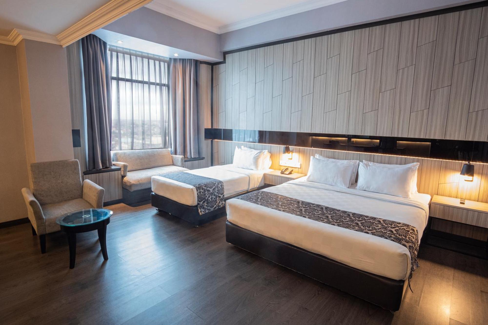 Grand Jatra Hotel Pekanbaru Extérieur photo